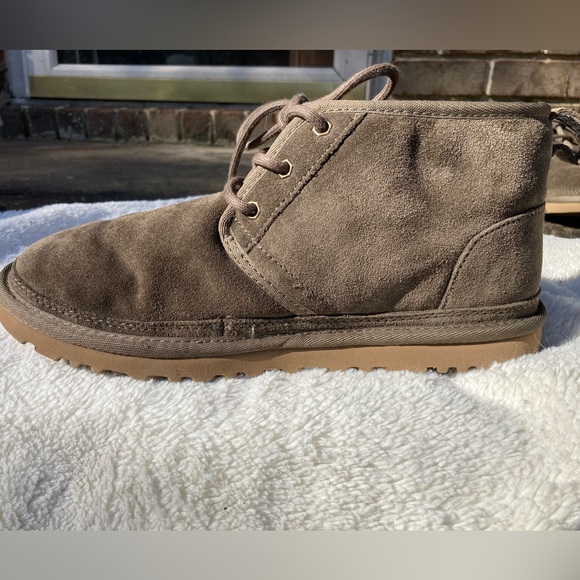 Brown Ugg Neumel - Picture 9 of 10